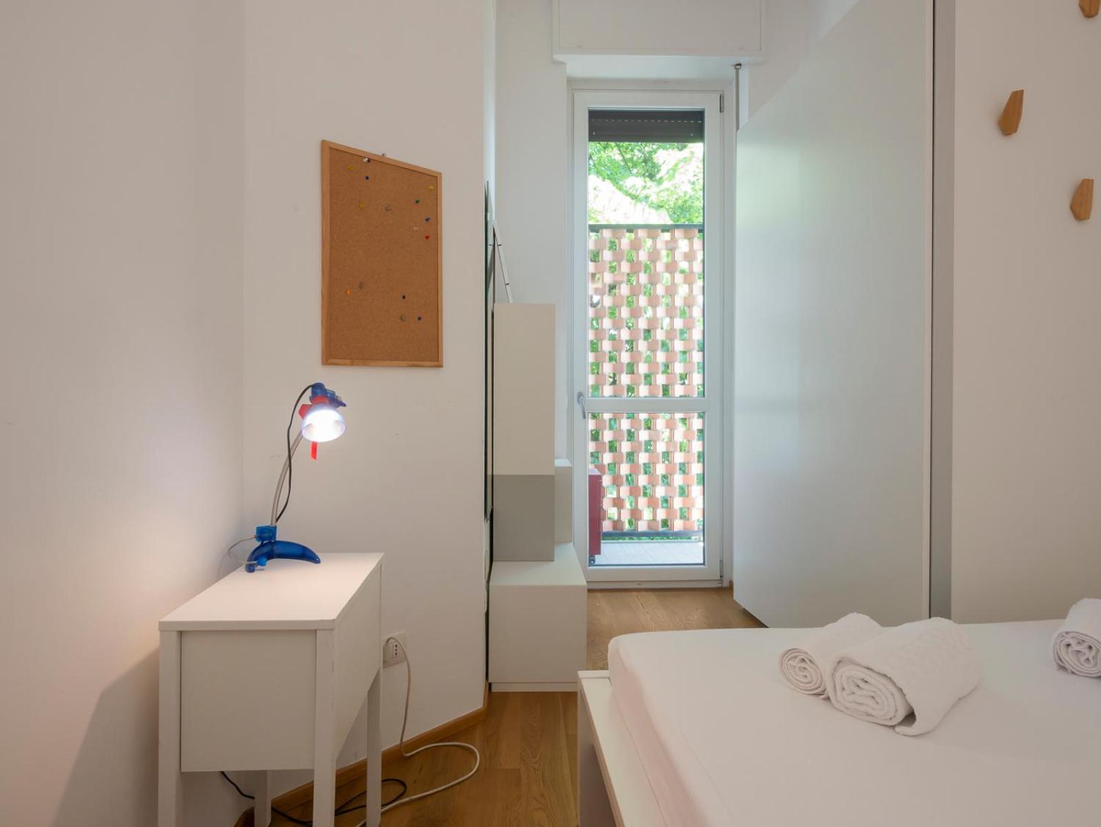 Sant'agostino-centro Near M2 Apartment