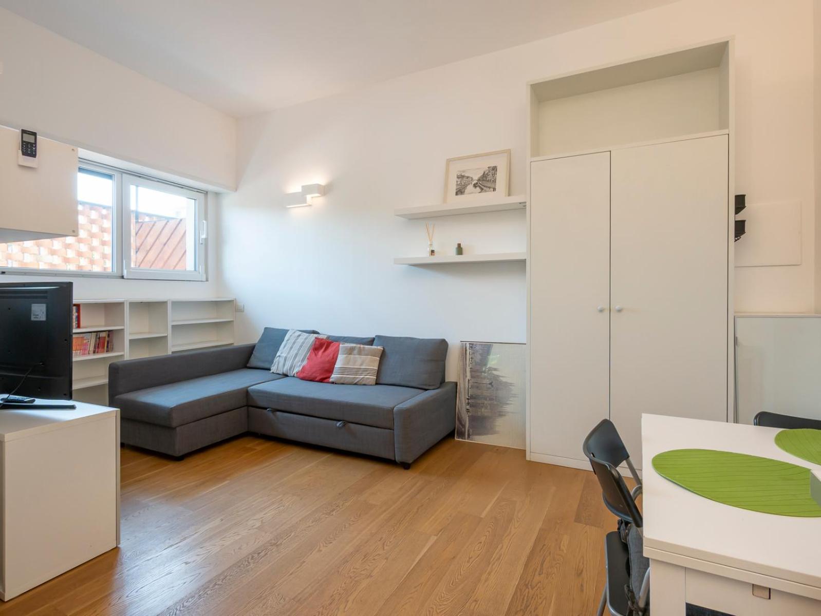Apartment Sant'agostino-centro Near M2 Milan